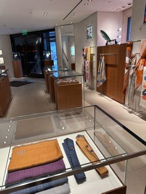 hermès boston reviews